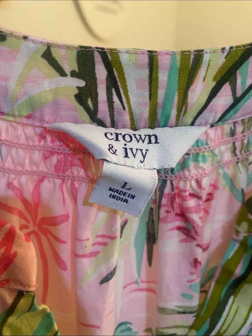 crown & ivy Pink Tropical Tiered Midi Dress - Picture 9 of 12